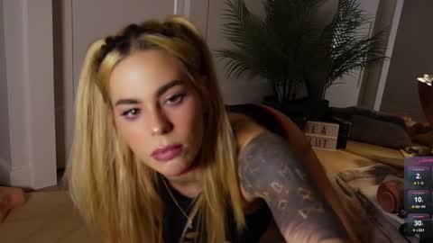 Snapshot of veronikavengeance chatting on 01-14-26, 02:17 VeronikaVengeance online show from 01-14-26, 02:17