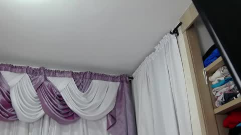 Vernica online show from 04-23-26, 11:40