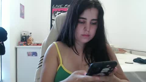 Snapshot of veruca99 chatting on 01-09-26, 06:42 veruca99 online show from 01-09-26, 06:42