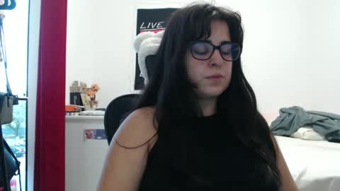 Snapshot of veruca99 chatting on 03-08-26, 08:45 veruca99 online show from 03-08-26, 08:45