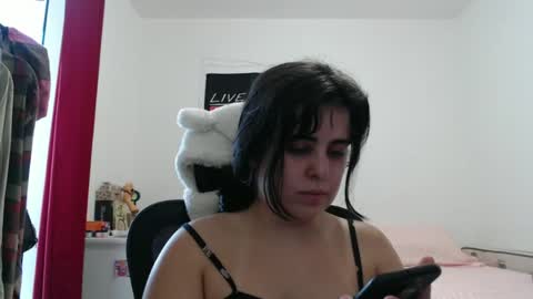 Snapshot of veruca99 chatting on 03-21-26, 06:55 veruca99 online show from 03-21-26, 06:55