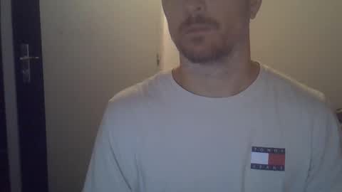 Snapshot of veryhotpervert chatting on 10-01-25, 06:19 veryhotpervert online show from 10-01-25, 06:19