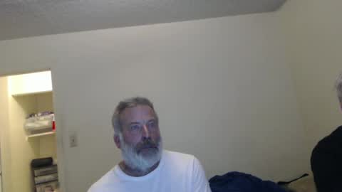 Snapshot of veryveryhairmanindenver chatting on 12-14-24, 01:39 hairy man online show from 12-14-24, 01:39