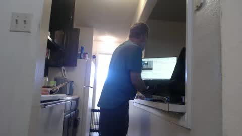 Snapshot of veryveryhairmanindenver chatting on 02-23-25, 09:59 hairy man online show from 02-23-25, 09:59