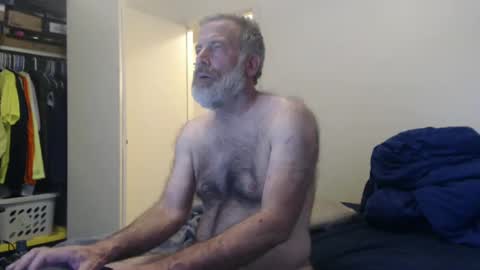 Snapshot of veryveryhairmanindenver chatting on 02-25-25, 12:58 hairy man online show from 02-25-25, 12:58