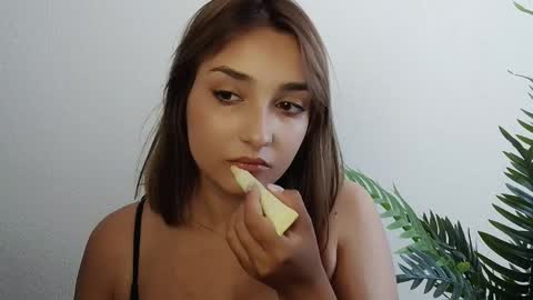 Ana online show from 06-09-26, 11:11