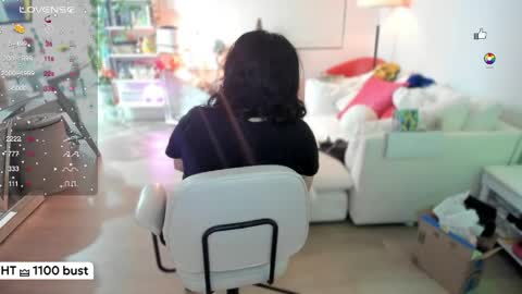 Snapshot of vesafine chatting on 05-16-26, 02:19 vesafine online show from 05-16-26, 02:19