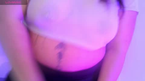 Vesper Vixen online show from 12-15-25, 03:38