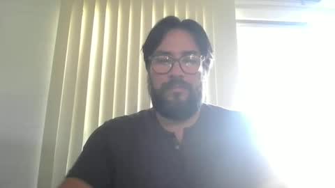Snapshot of vesturelove chatting on 09-25-25, 07:06 vesturelove online show from 09-25-25, 07:06