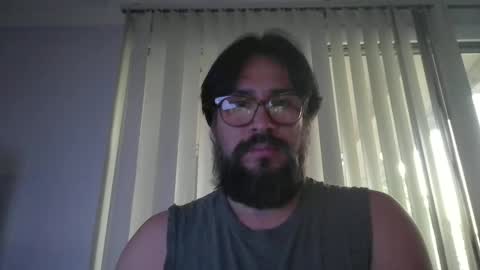 Snapshot of vesturelove chatting on 10-05-25, 01:26 vesturelove online show from 10-05-25, 01:26