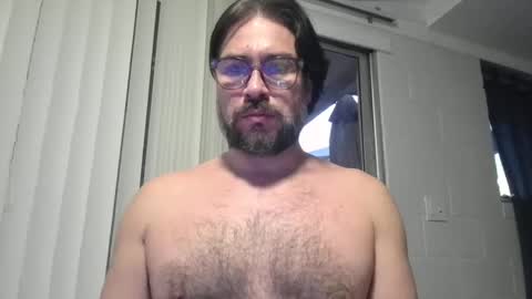 Snapshot of vesturelove chatting on 10-26-25, 01:11 vesturelove online show from 10-26-25, 01:11