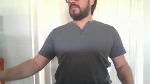 Snapshot of vesturelove chatting on 11-04-25, 05:12 vesturelove online show from 11-04-25, 05:12