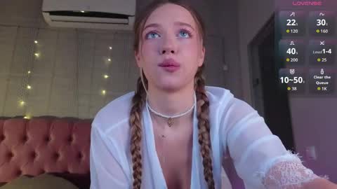 Alice  please dont forget to thumbs up me  online show from 03-24-26, 05:34