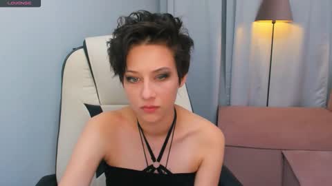 Via online show from 09-08-25, 09:58