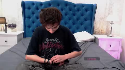 Via online show from 09-27-25, 11:21