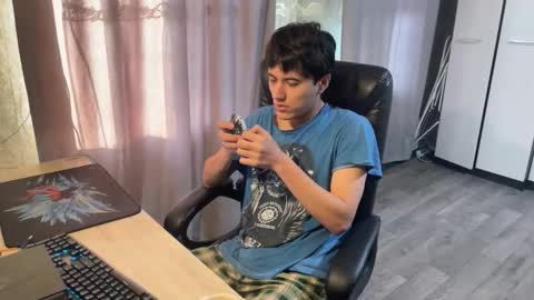 vialeras online show from 10-31-25, 10:05