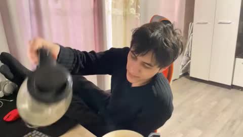 vialeras online show from 02-28-26, 04:02