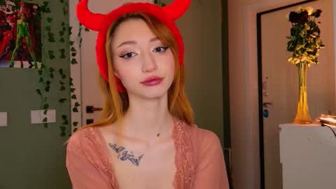 VIARESS online show from 09-18-25, 05:37