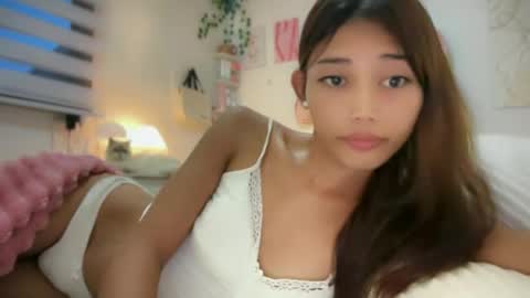 Snapshot of viashinn chatting on 08-08-26, 09:17 via online show from 08-08-26, 09:17