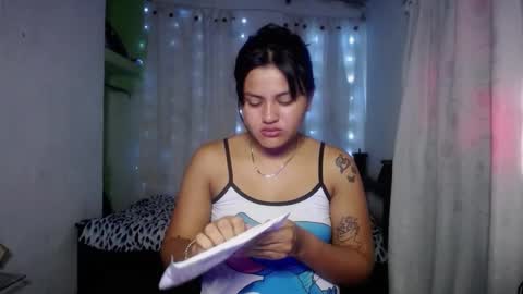 Snapshot of vic_nahomic chatting on 11-01-25, 01:57 vic_nahomic online show from 11-01-25, 01:57