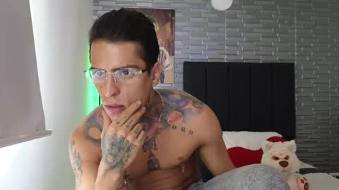 Victor cardenas online show from 02-24-25, 06:04