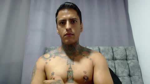 Snapshot of vicctorzc chatting on 06-10-26, 11:03 Victor cardenas online show from 06-10-26, 11:03