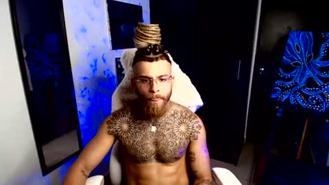 vickingcock7 online show from 06-18-26, 04:24