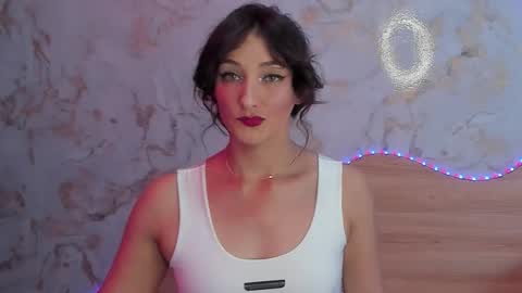 Snapshot of vicky__skinny_ chatting on 12-01-25, 03:44 Vicky online show from 12-01-25, 03:44