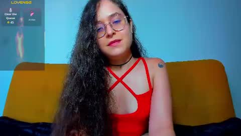 Snapshot of vicky_cristinax chatting on 07-21-26, 10:34 Vicky online show from 07-21-26, 10:34