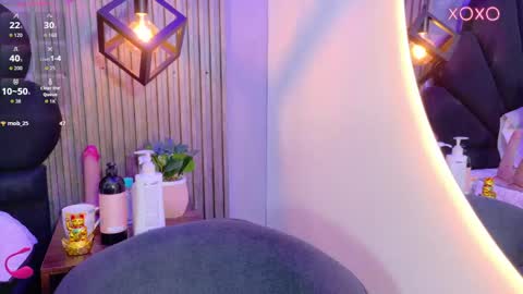 Snapshot of vicky_lopezz_ chatting on 06-04-26, 02:06 vicky_lopezz_ online show from 06-04-26, 02:06