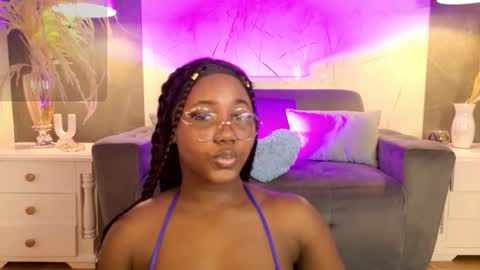 Vicky Walles online show from 10-18-25, 03:31
