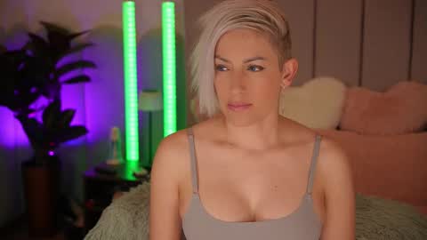 vickysecret96 online show from 03-20-26, 06:02