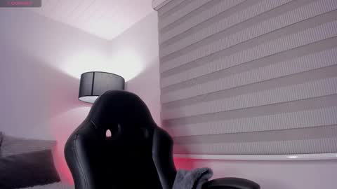 Victoria  online show from 02-25-26, 10:47