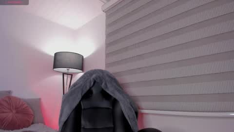 Victoria  online show from 03-13-26, 11:22