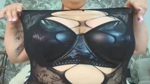 Victhoria red online show from 03-04-26, 07:53