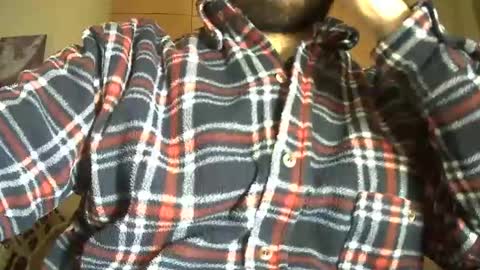 Snapshot of victorhume chatting on 12-15-24, 11:31 VictorHume online show from 12-15-24, 11:31