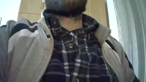 Snapshot of victorhume chatting on 12-19-24, 10:42 VictorHume online show from 12-19-24, 10:42