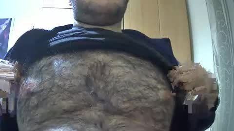 Snapshot of victorhume chatting on 11-05-25, 05:35 VictorHume online show from 11-05-25, 05:35