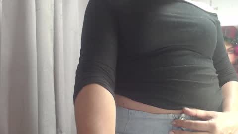 Hi guys   Im victoria  Be the one who can control me in PVT online show from 01-05-26, 09:40