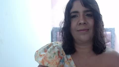 Snapshot of victoria25_meester chatting on 07-13-26, 02:42 Hi guys Im victoria Be the one who can control me in PVT online show from 07-13-26, 02:42