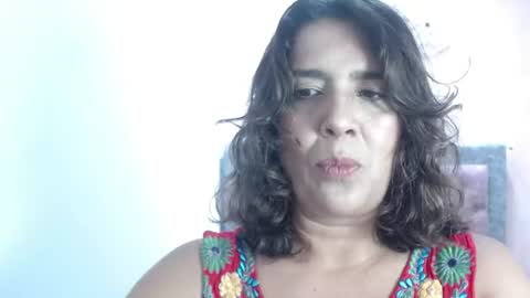 Snapshot of victoria25_meester chatting on 07-20-26, 06:21 Hi guys Im victoria Be the one who can control me in PVT online show from 07-20-26, 06:21