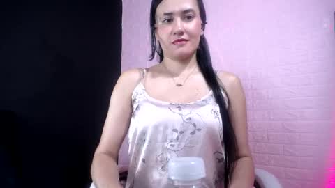 victoria_1126 online show from 05-11-26, 08:50