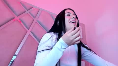 Snapshot of victoria_14_ chatting on 05-15-26, 03:57 Victoria online show from 05-15-26, 03:57