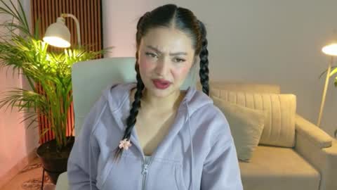 Snapshot of victoria___moon chatting on 05-11-26, 01:50 victoria online show from 05-11-26, 01:50