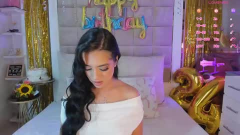 Victoria valentina  online show from 03-07-25, 06:33