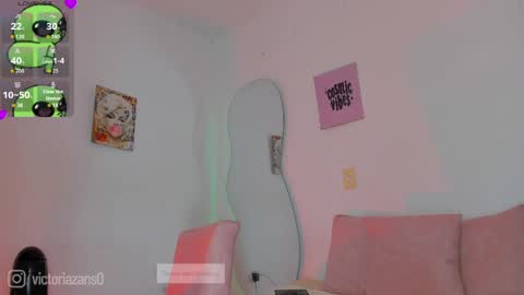 Victoria  independent model online show from 05-16-26, 03:22