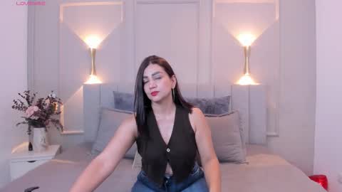 victoria  online show from 02-17-26, 07:09