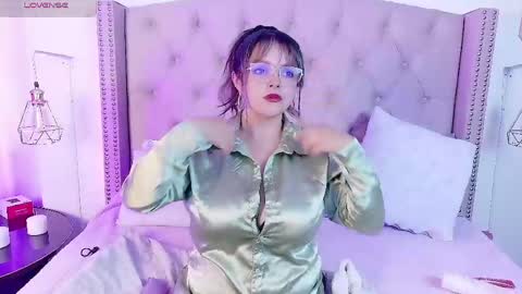 victoria_cherry_ online show from 04-20-26, 11:35