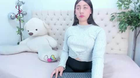 Victoria online show from 04-22-26, 07:37