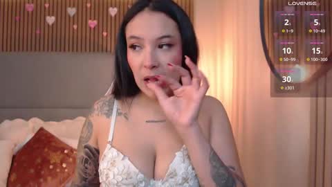 Victoria Collins online show from 03-04-25, 11:08